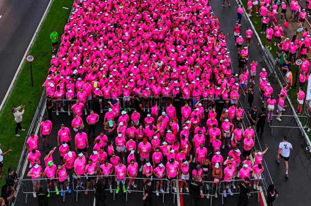 Corrida 100% Você une esporte, música e entretenimento